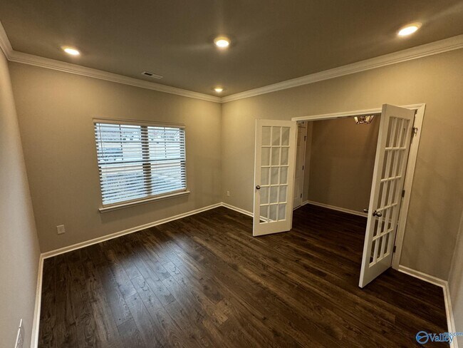 Foto del edificio - 306 Sandy Oak Dr