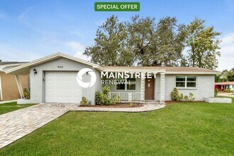 Building Photo - 3022 Brompton Dr