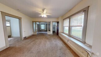 Building Photo - 3339 W 84th St