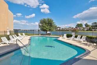 Building Photo - 12600 Melville Dr