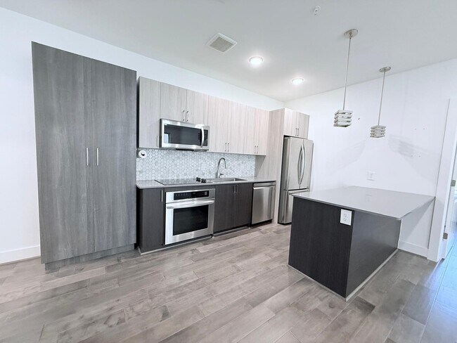 Foto del edificio - 4819 Caroline St