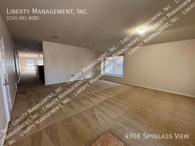 Foto del edificio - 4906 Spyglass View
