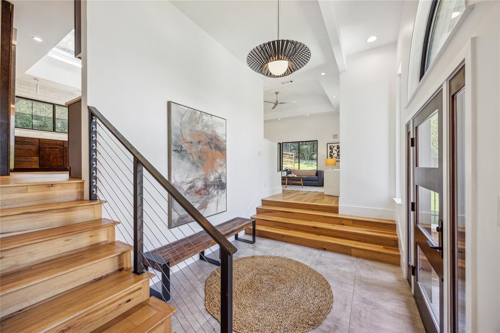 Foto principal - 3911 Dry Creek Dr