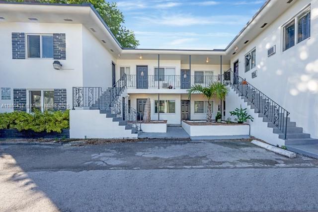 Foto principal - 520 NE 82nd Terrace