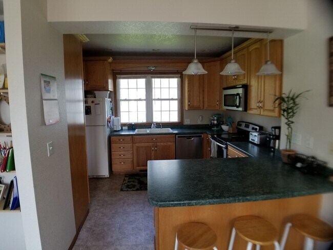 Foto del edificio - 421 N 41st Ave E