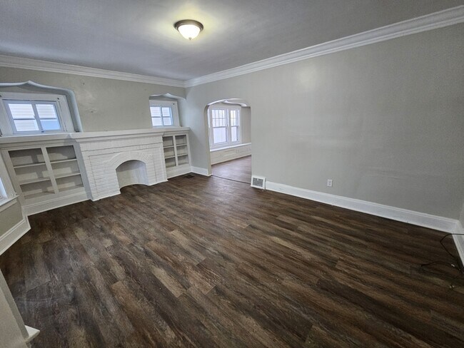 Foto del edificio - 3378 E 134th St