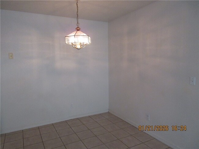 Foto del edificio - 2469 Fox