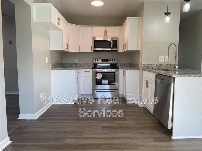 Foto del edificio - 7120 Clarion Ln