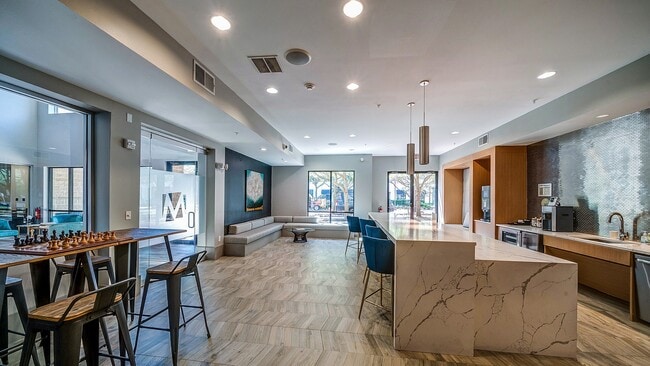 Building Photo - Millennium Waterway