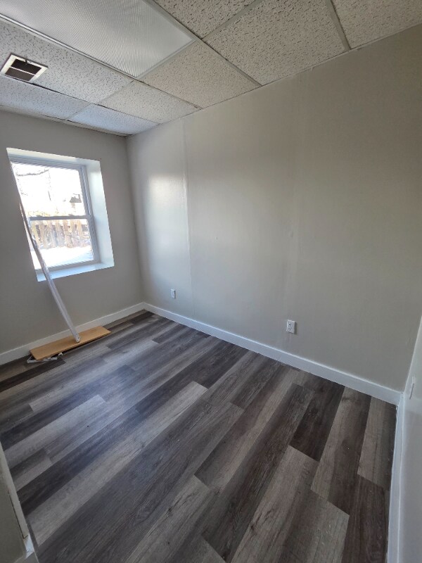 Foto del edificio - 15220 Saranac Rd