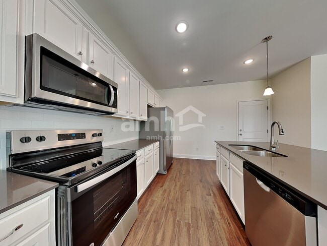 Foto del edificio - 14038 Belle Mont Dr