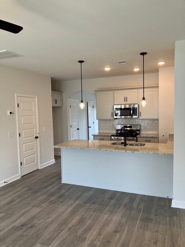 Foto del edificio - 1744 Fenway Loop