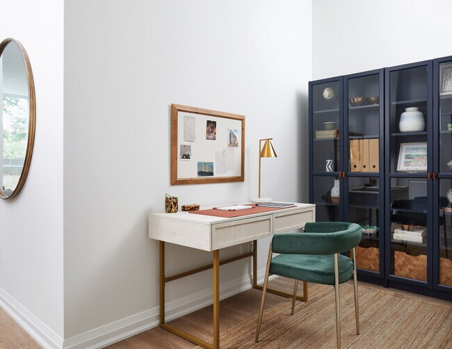 Photo du bâtiment - Beautiful NEW 2 Bedroom + Den in a NEW building!