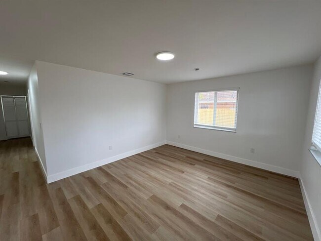 Foto del edificio - 2820 NW 95th St