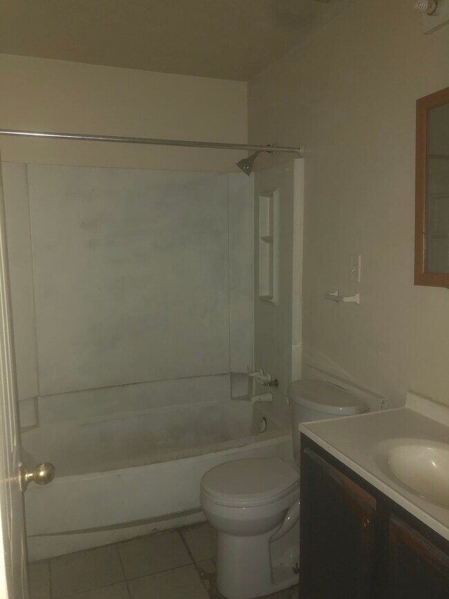 Foto del edificio - 4024 Prescott Ave