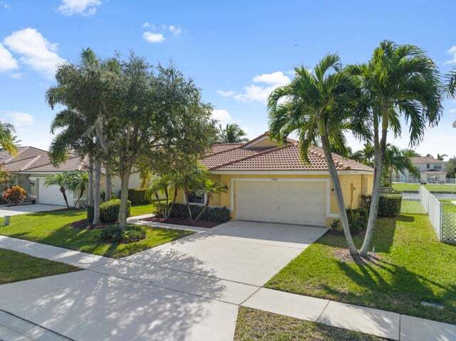 Foto principal - 5266 Oakmont Village Cir