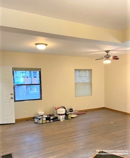 Building Photo - 2150 W Cullom Ave