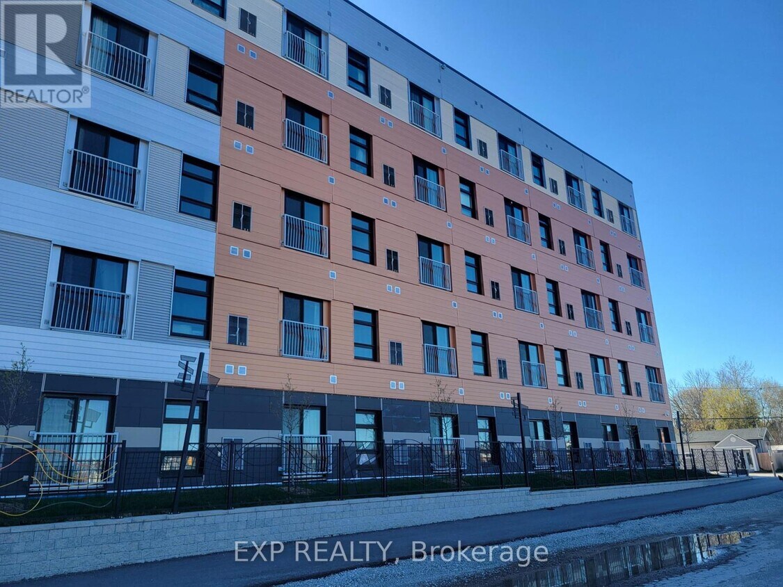 75375 Barrie Rd, Orillia, ON L3V 8N5 House for Rent in Orillia, ON