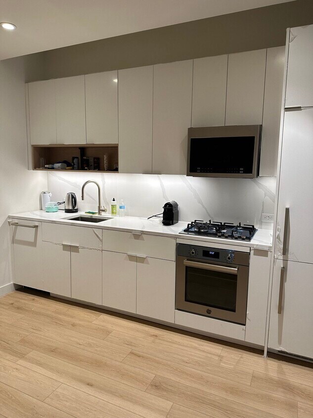 3 Hanover Sq Unit 12C, New York, NY 10004 Condo for Rent in New York