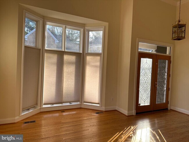 Foto del edificio - 5509 Thornbush Ct
