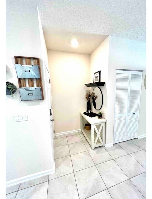 Foto del edificio - 839 Observatory Pkwy