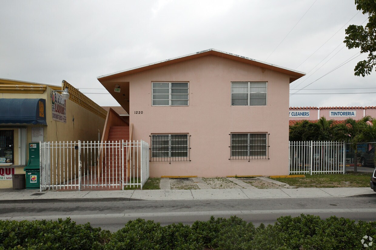 Foto del edificio - 1220 Palm Ave