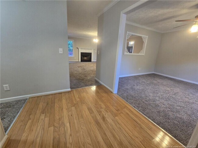 Building Photo - 7332 Beaver Run Dr