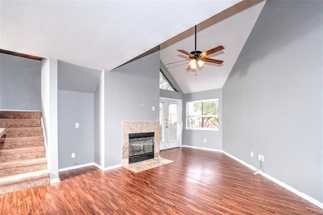 Foto del edificio - 9831 Walnut St
