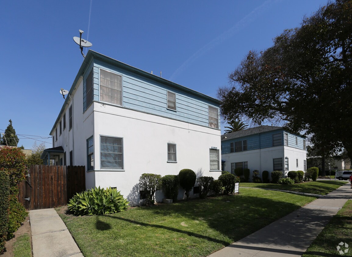 Building Photo - 11941-11945 Washington Pl