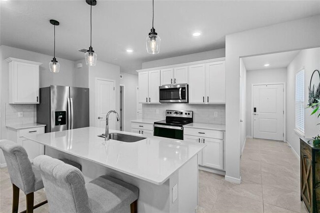 Building Photo - 2022 Alluring Ln
