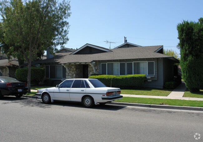 Building Photo - 7592 Volga Dr