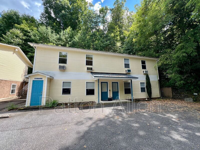 Primary Photo - 183 Citadel Dr