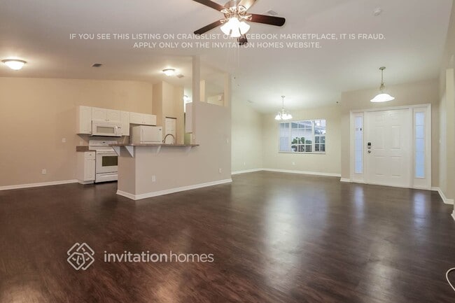 Building Photo - 1308 Elmore Terrace