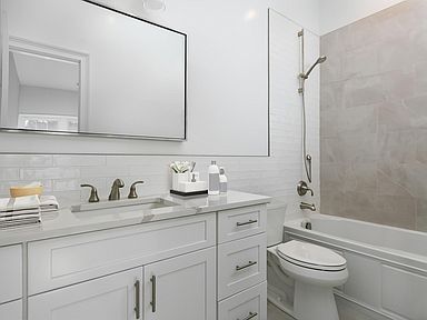 Building Photo - Gail Grace Estates at Copiague