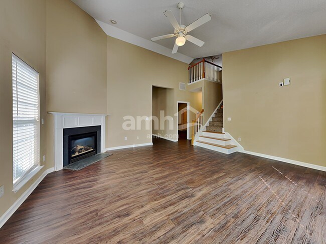 Building Photo - 24 Hartsfield Ct