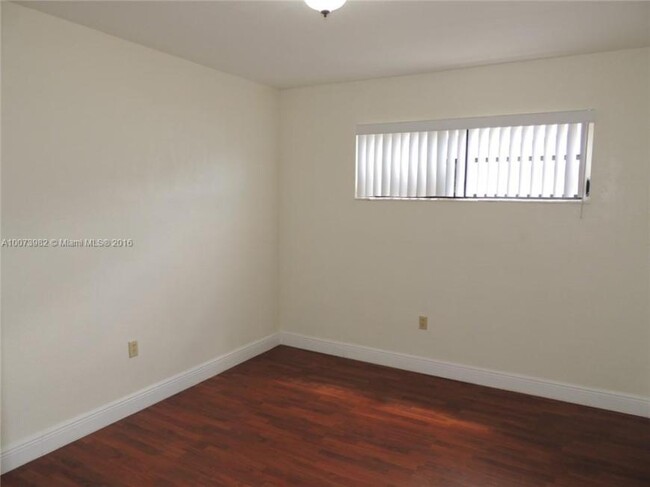 Foto del edificio - 3 bedroom in Hollywood FL 33020