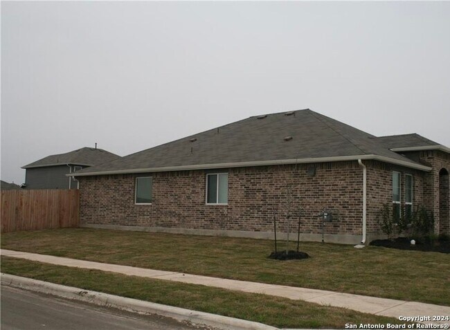 Building Photo - 488 Mallow Dr
