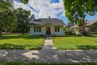 Building Photo - 541 E Beckwith Ave