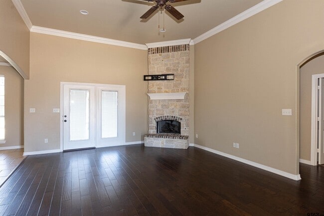 Building Photo - 16540 Avoyelles