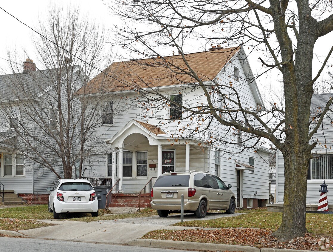 Foto principal - 804 Eleanor Ave