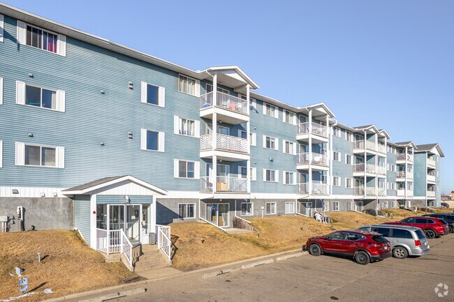 Photo du bâtiment - Mainstreet Red Deer Apartments