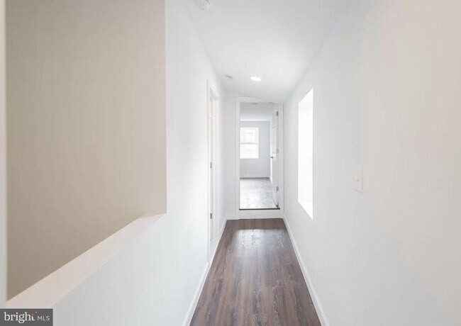 Foto del edificio - 717 E Thompson St