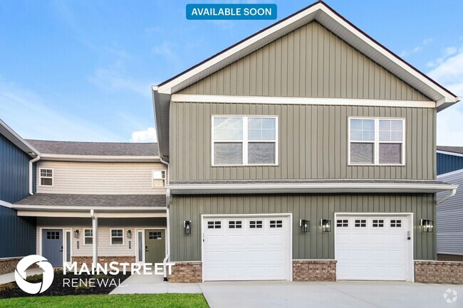 Building Photo - 2057 N Sarah Dr