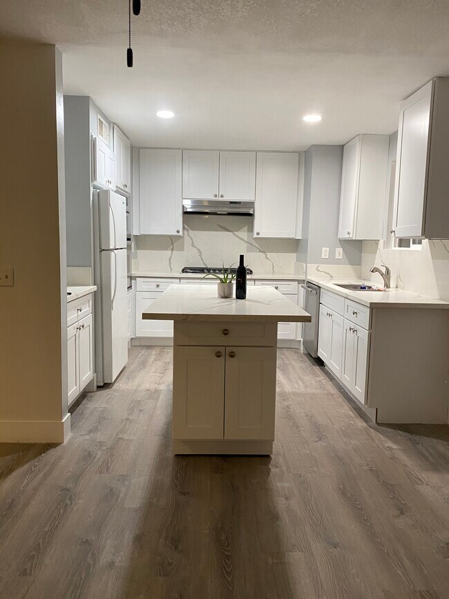 Cocina recién remodelada - 73951 Shadow Mountain Dr