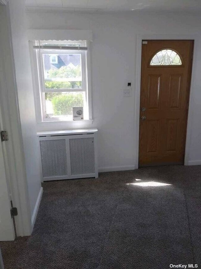 Foto del edificio - 145 Cedar Rd E