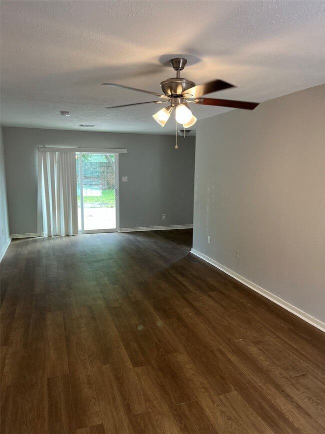 Building Photo - 5142 Madden Ln