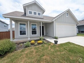 Building Photo - 212 Rollingwood Dr