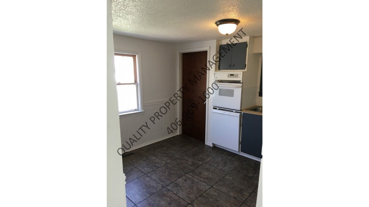 Foto principal - 3510 5th Ave S