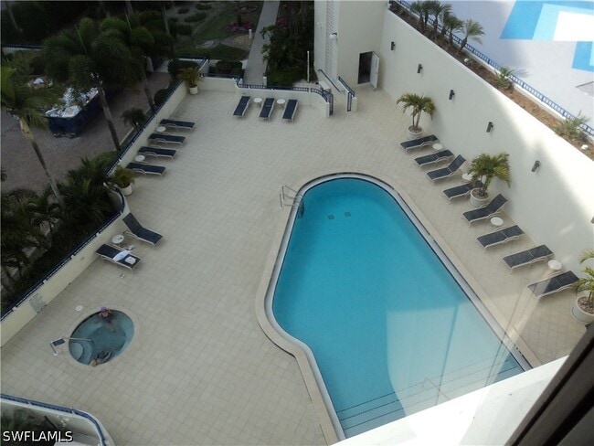 Building Photo - 4451 Gulf Shore Blvd N