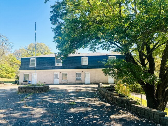 Foto del edificio - 5229 Rule Rd